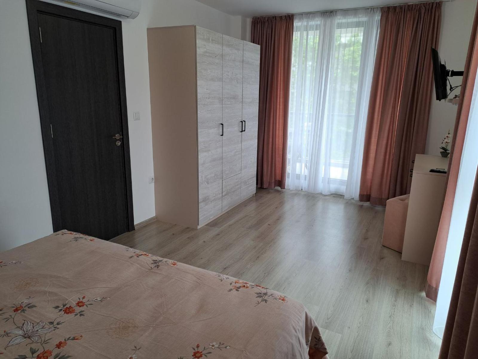 Апаратамент Deluxe1 Leilighet St. Konstantin og Helena Eksteriør bilde
