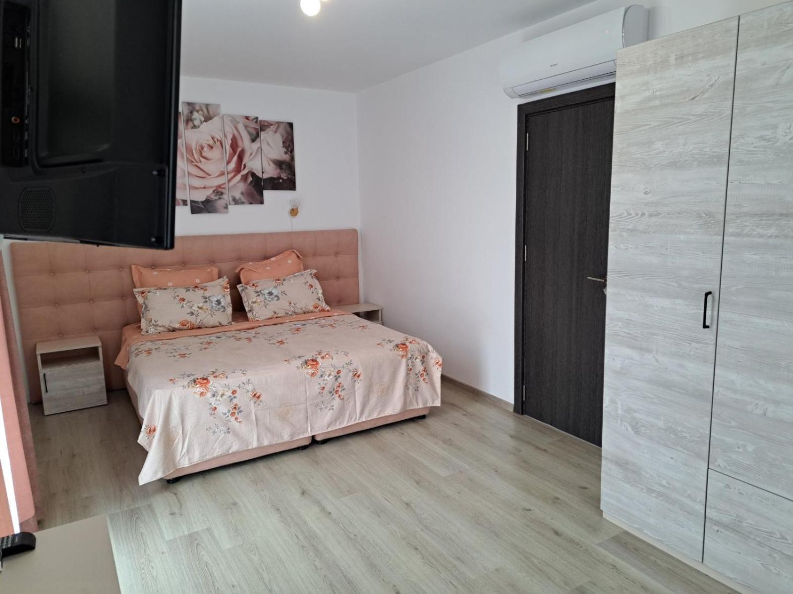 Апаратамент Deluxe1 Leilighet St. Konstantin og Helena Eksteriør bilde